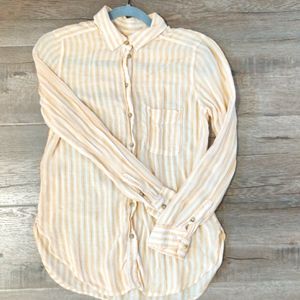 Buttondown stripped shirt